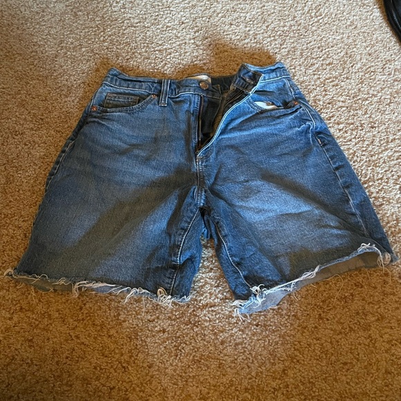 Universal Thread Size 2/26R Jorts - Picture 2 of 4